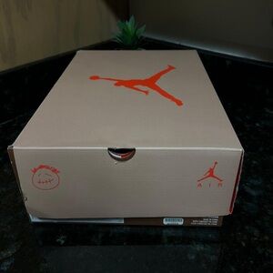 Jordan 6 Travis Scott ‘British Khaki’